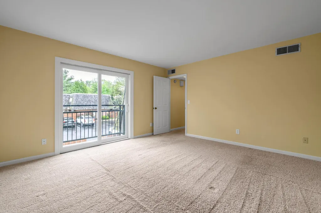 813 Turkey Foot Court Lexington KY 40502