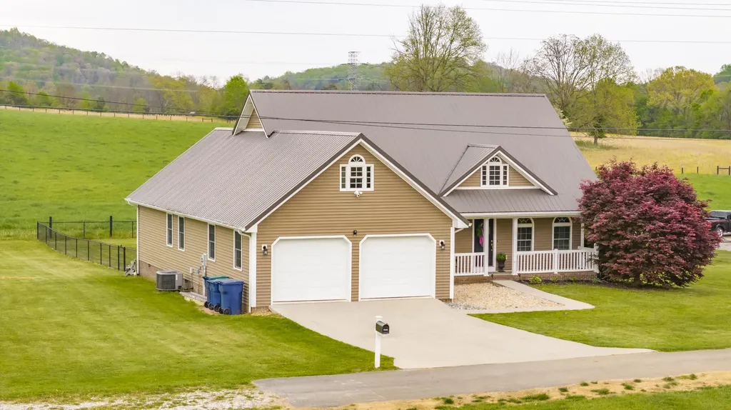 212 Daisy Lane Somerset KY 42503