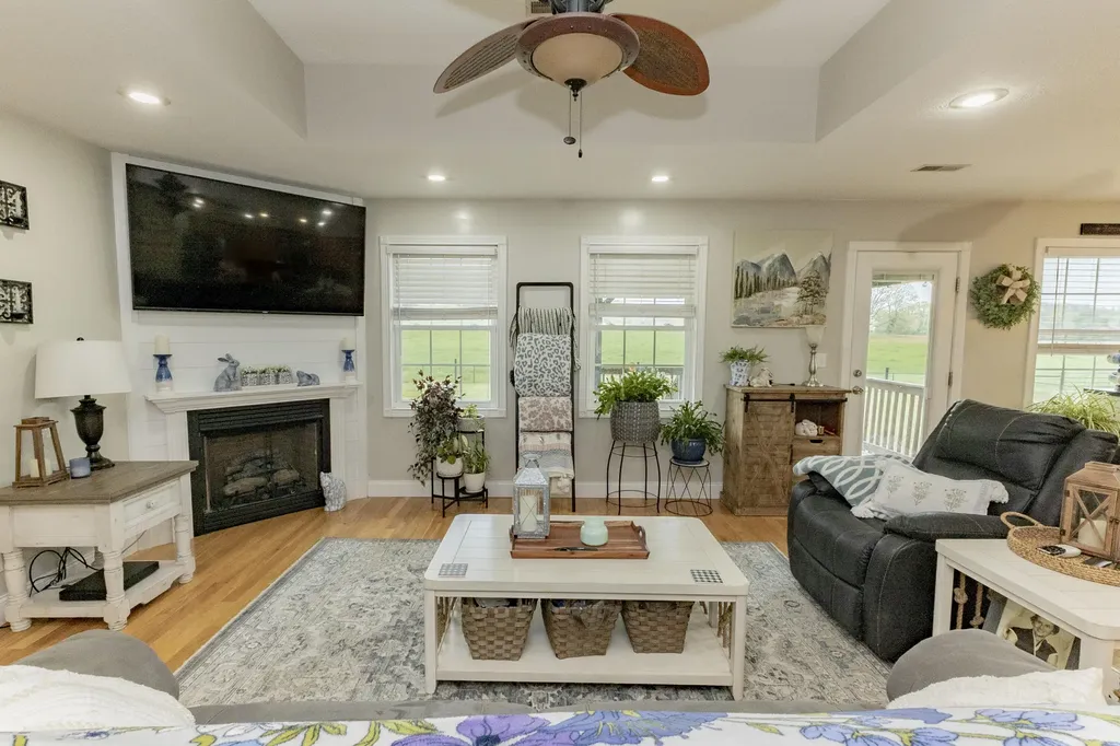 212 Daisy Lane Somerset KY 42503