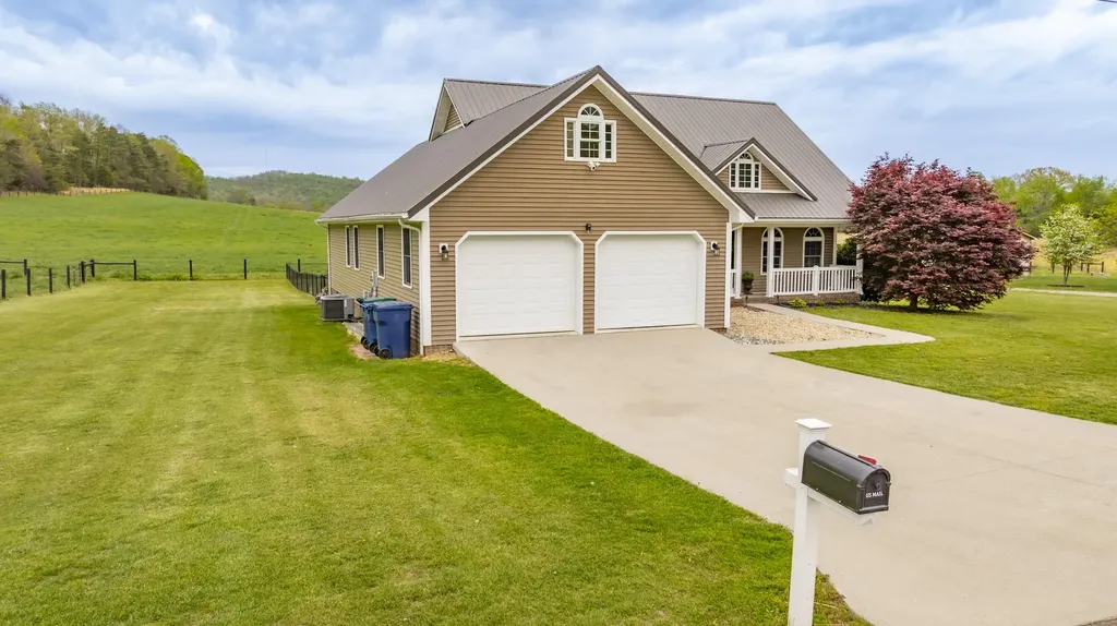 212 Daisy Lane Somerset KY 42503
