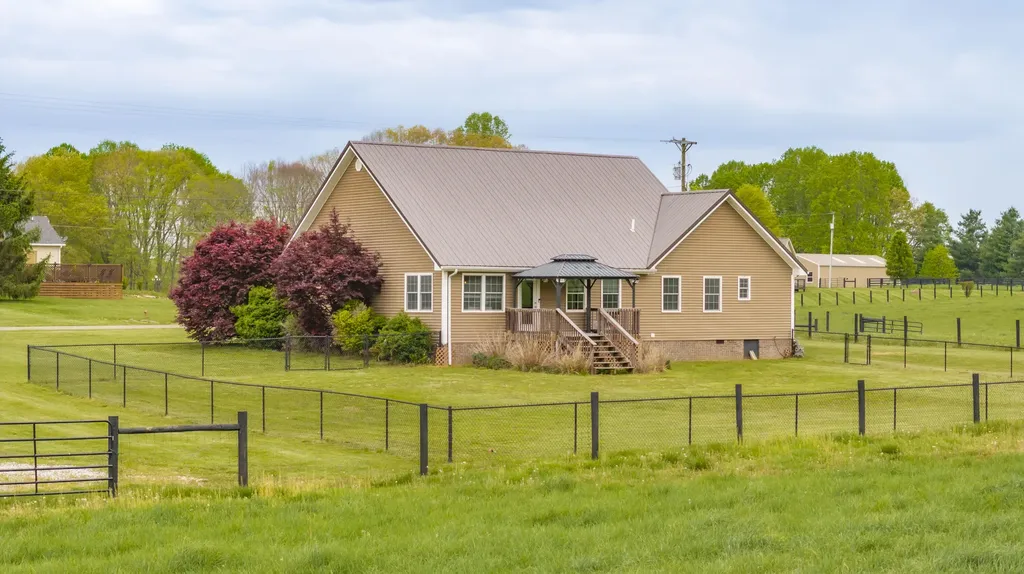 212 Daisy Lane Somerset KY 42503