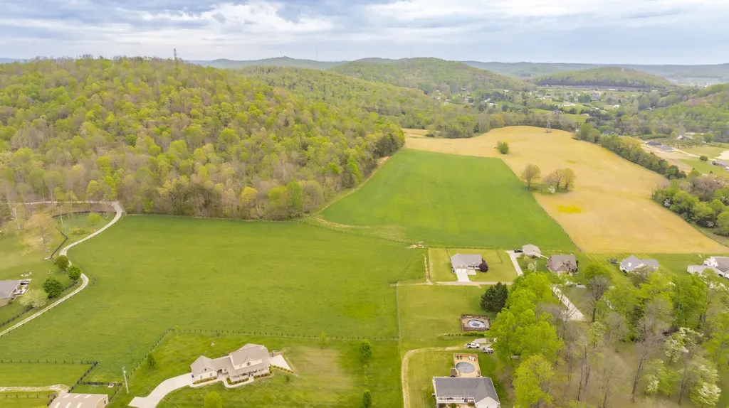 212 Daisy Lane Somerset KY 42503