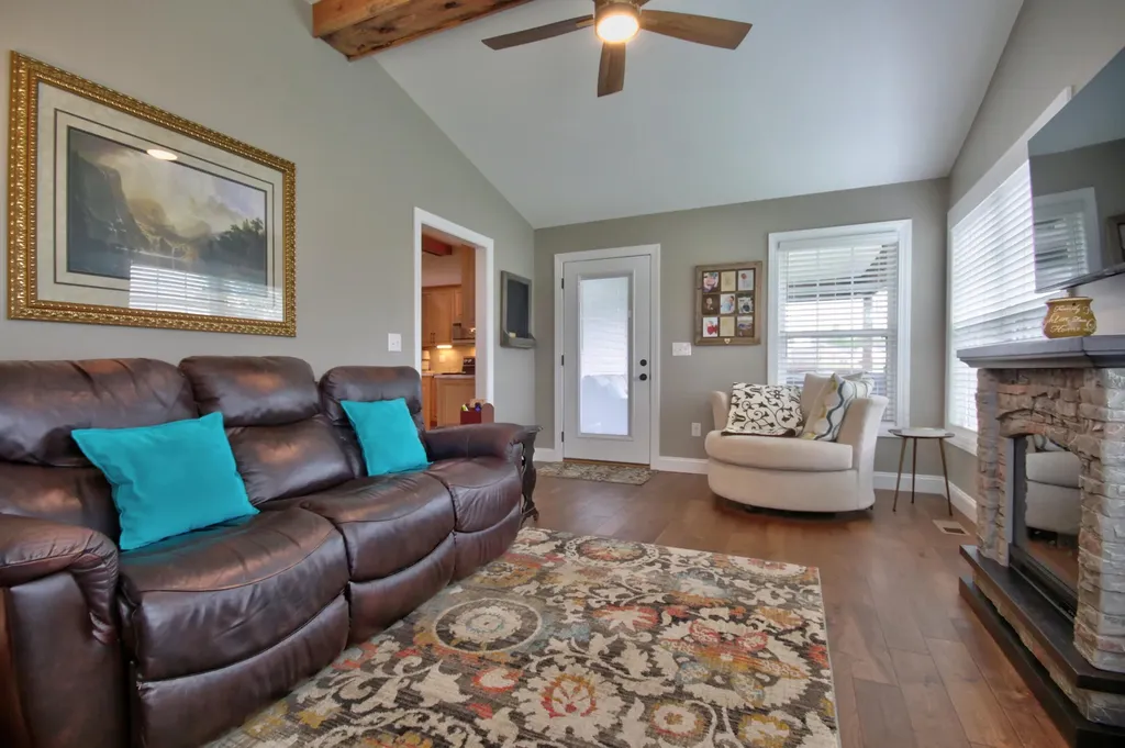 224 Cloyd Drive London KY 40741