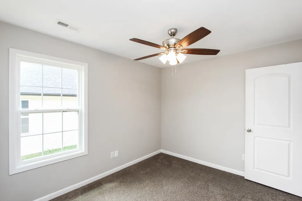 194 Charles Carr Drive Harrodsburg KY 40330
