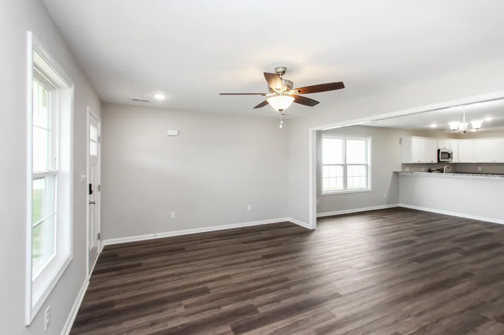 194 Charles Carr Drive Harrodsburg KY 40330