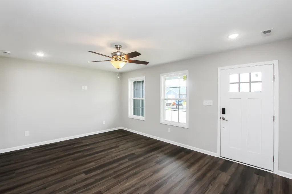194 Charles Carr Drive Harrodsburg KY 40330