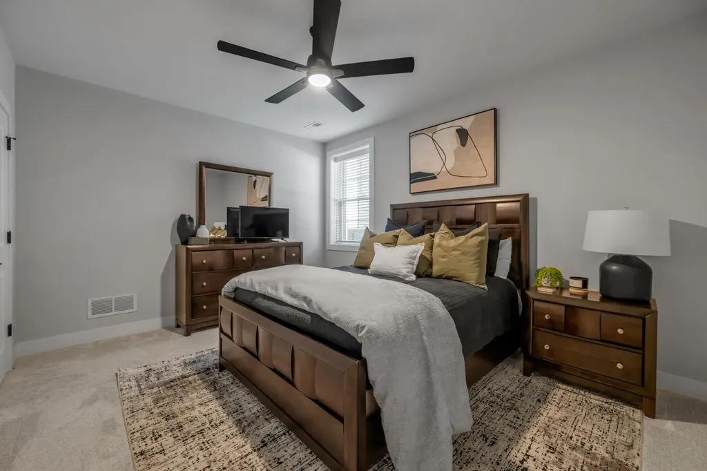2429 Lorenzo Way Lexington KY 40509