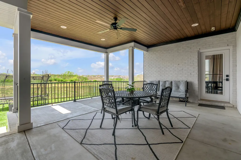 2429 Lorenzo Way Lexington KY 40509