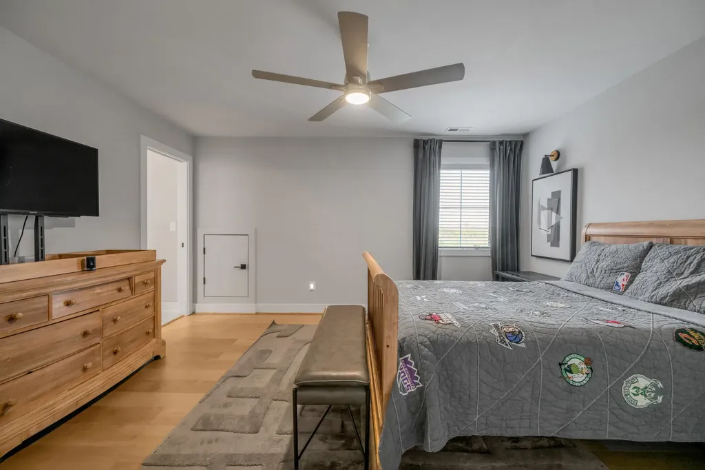 2429 Lorenzo Way Lexington KY 40509