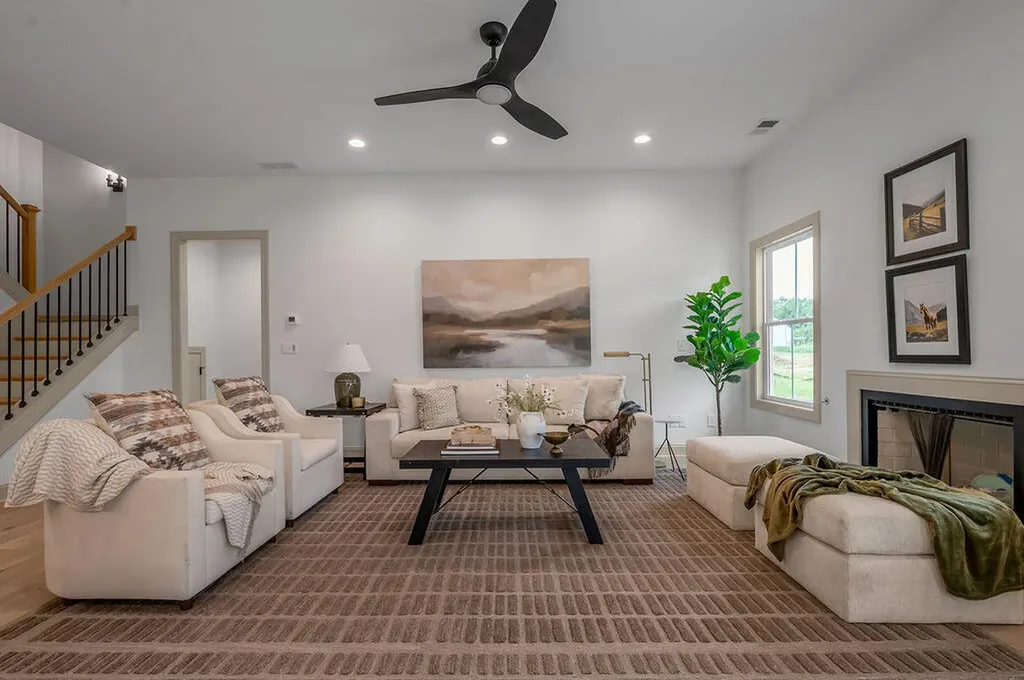 4137 Meadowlark Road Lexington KY 40509