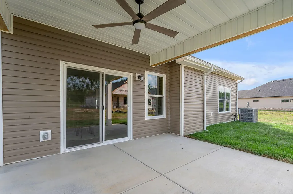 4137 Meadowlark Road Lexington KY 40509