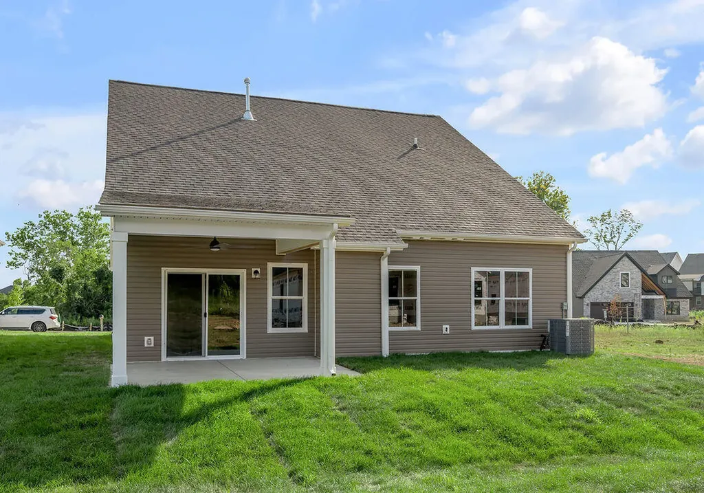 4137 Meadowlark Road Lexington KY 40509