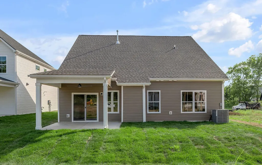 4137 Meadowlark Road Lexington KY 40509