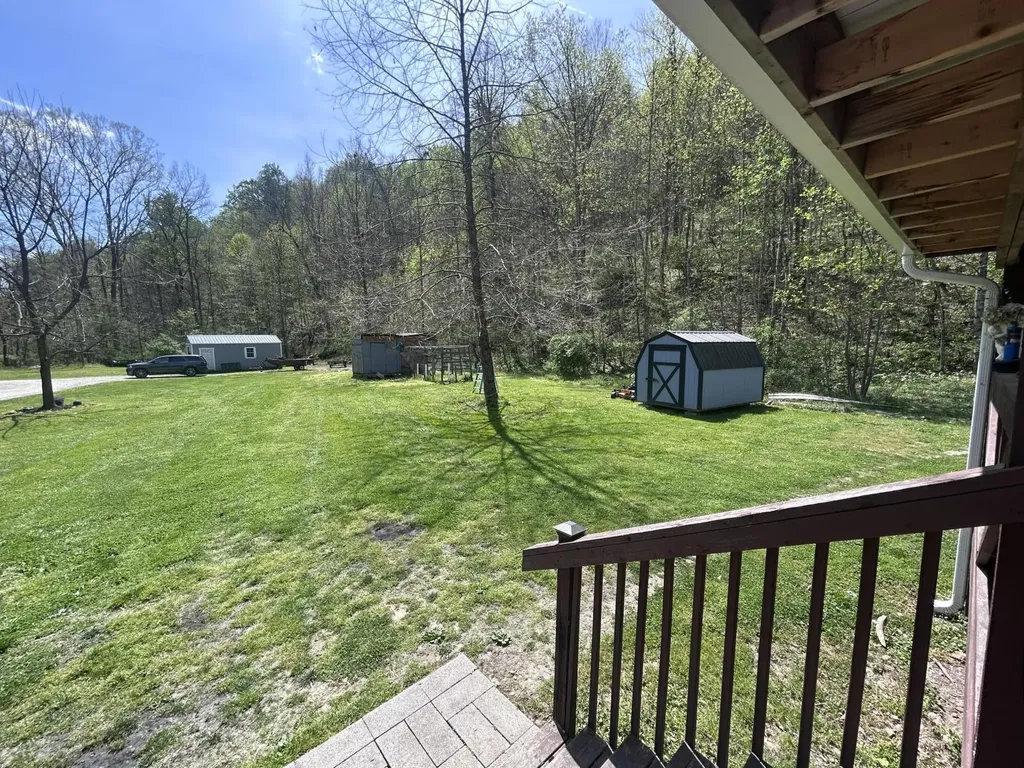 507 Nosco Road Junction City KY 40440