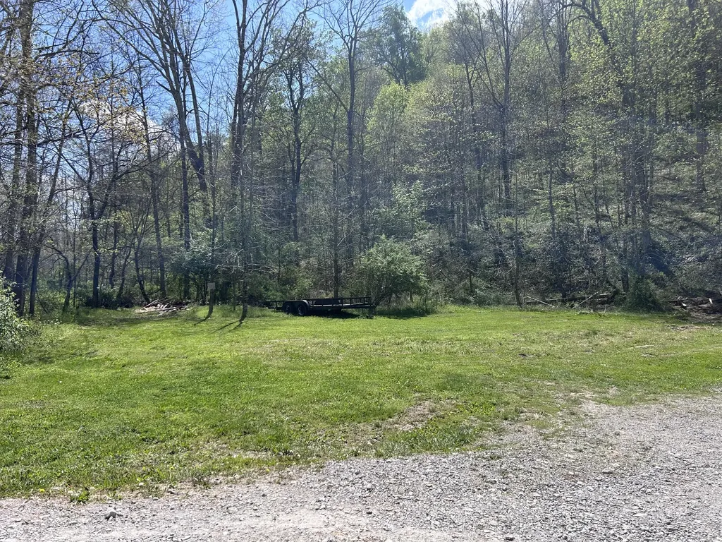507 Nosco Road Junction City KY 40440