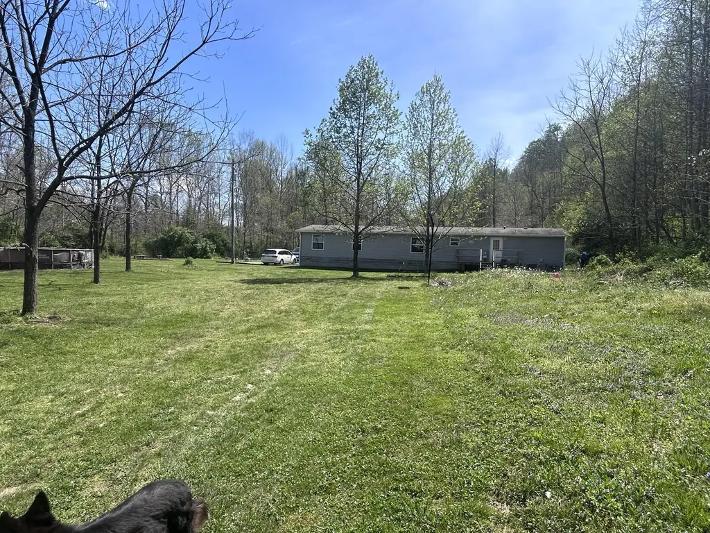 507 Nosco Road Junction City KY 40440