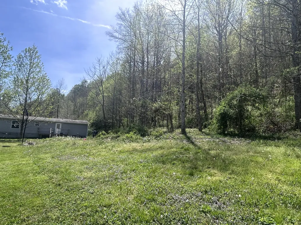507 Nosco Road Junction City KY 40440
