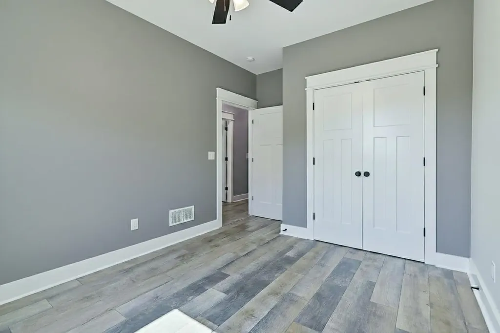 120 Harrods Glen Harrodsburg KY 40330