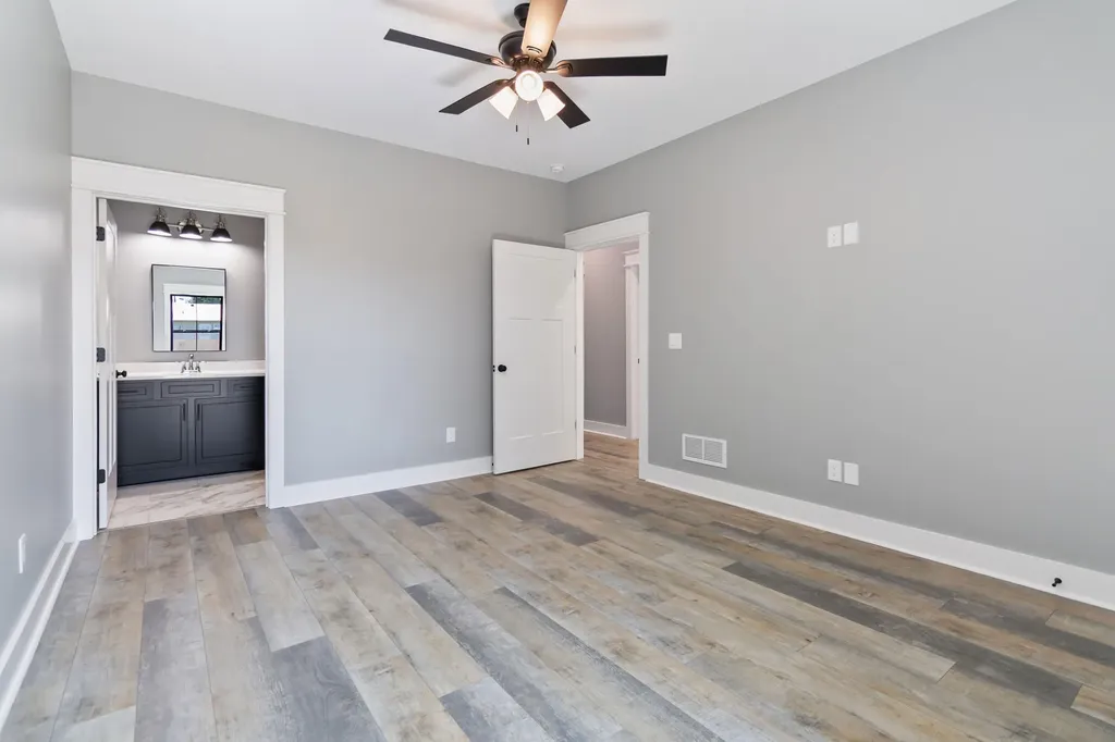 120 Harrods Glen Harrodsburg KY 40330