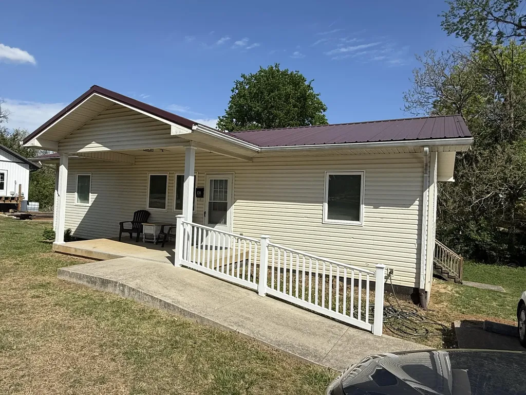 130 Cherry Street Monticello KY 42633