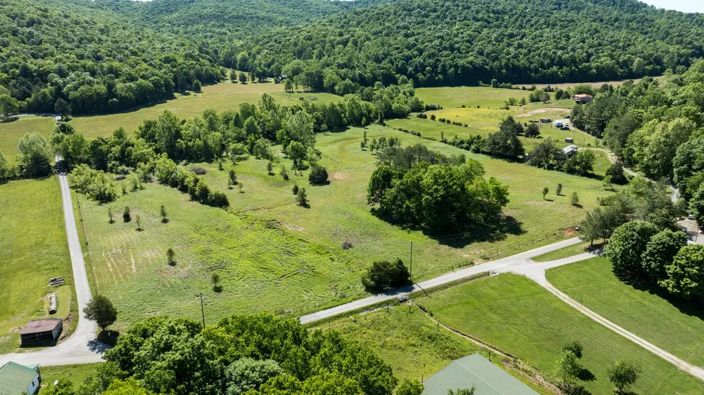 Tract 1 Floyd Morrow Road Monticello KY 42633