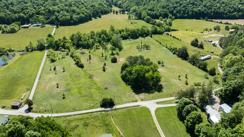 Tract 1 Floyd Morrow Road Monticello KY 42633