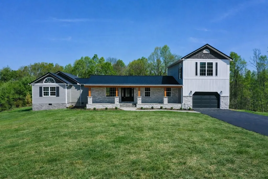 3607 Slate Lick Church Road London KY 40741