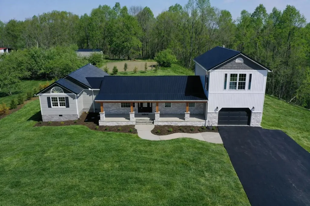 3607 Slate Lick Church Road London KY 40741