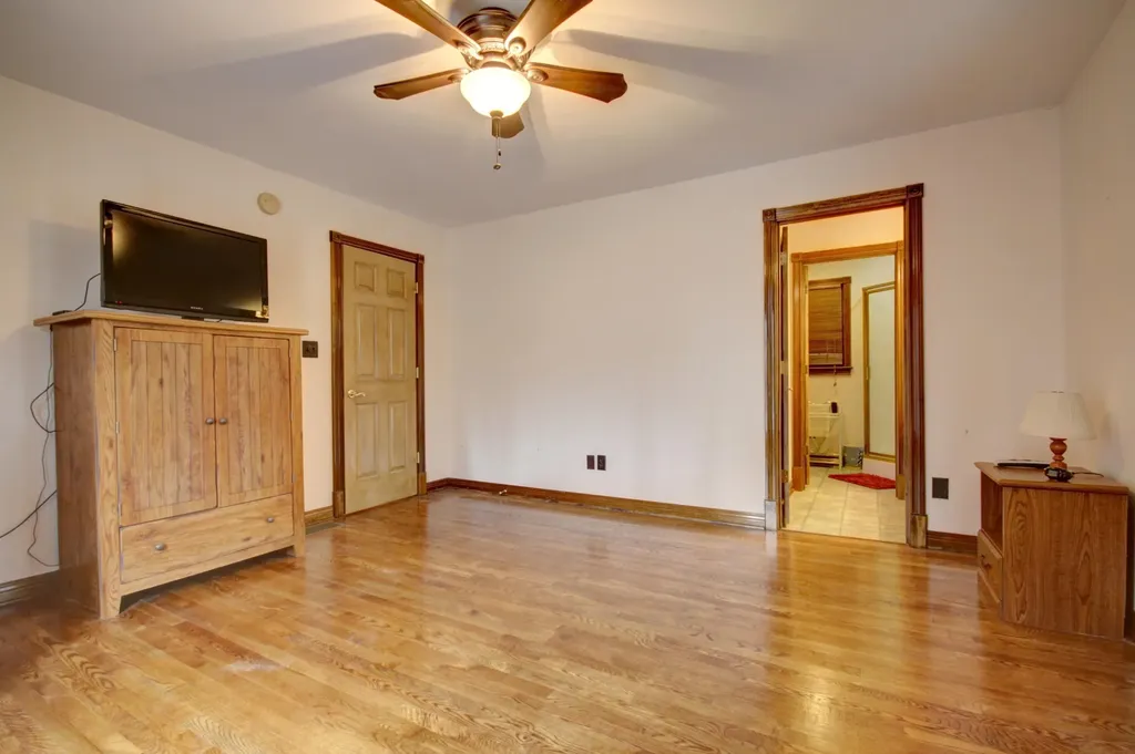 1264 Lake Road London KY 40741