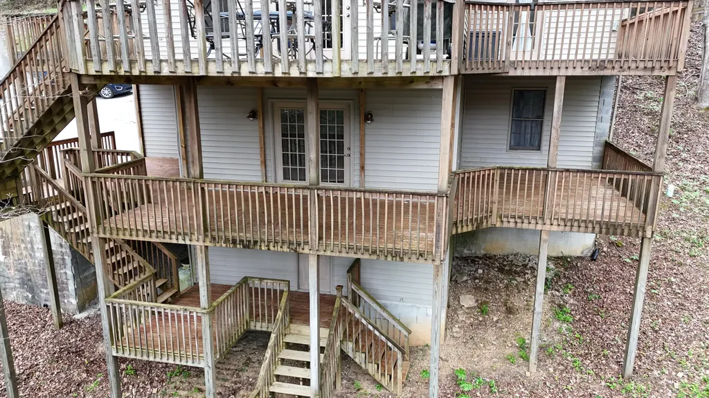 1264 Lake Road London KY 40741