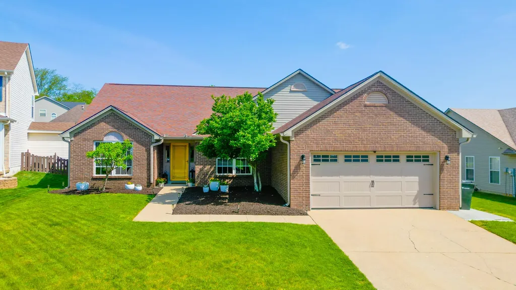 2705 Suzanne Circle Lexington KY 40511