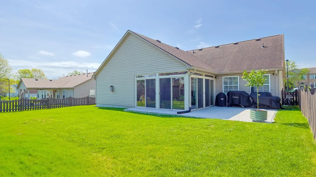 2705 Suzanne Circle Lexington KY 40511