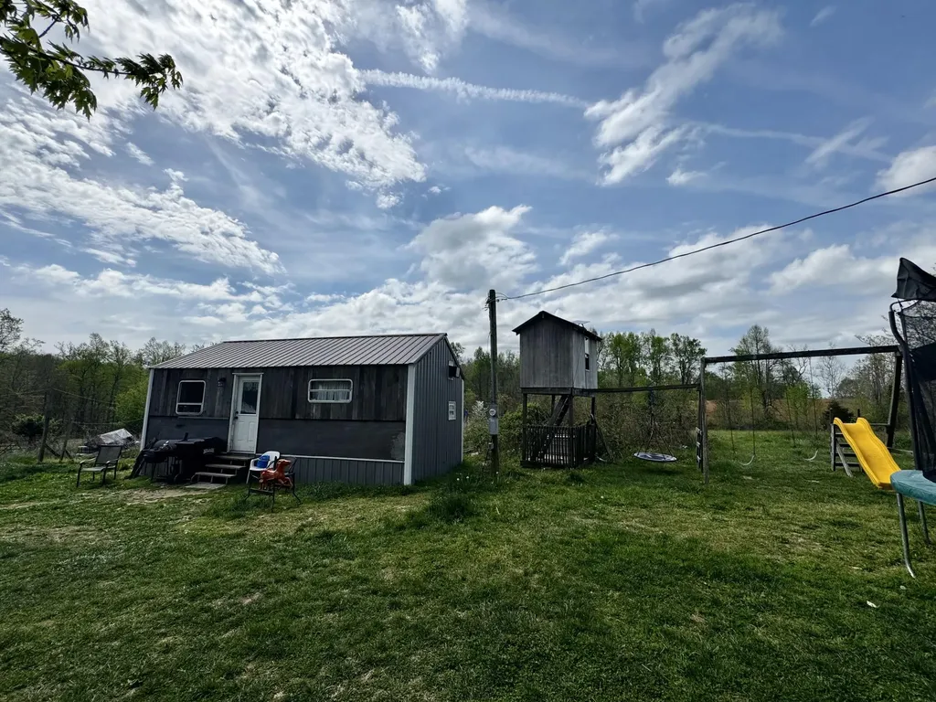 6895 Kentucky 643 Crab Orchard KY 40419