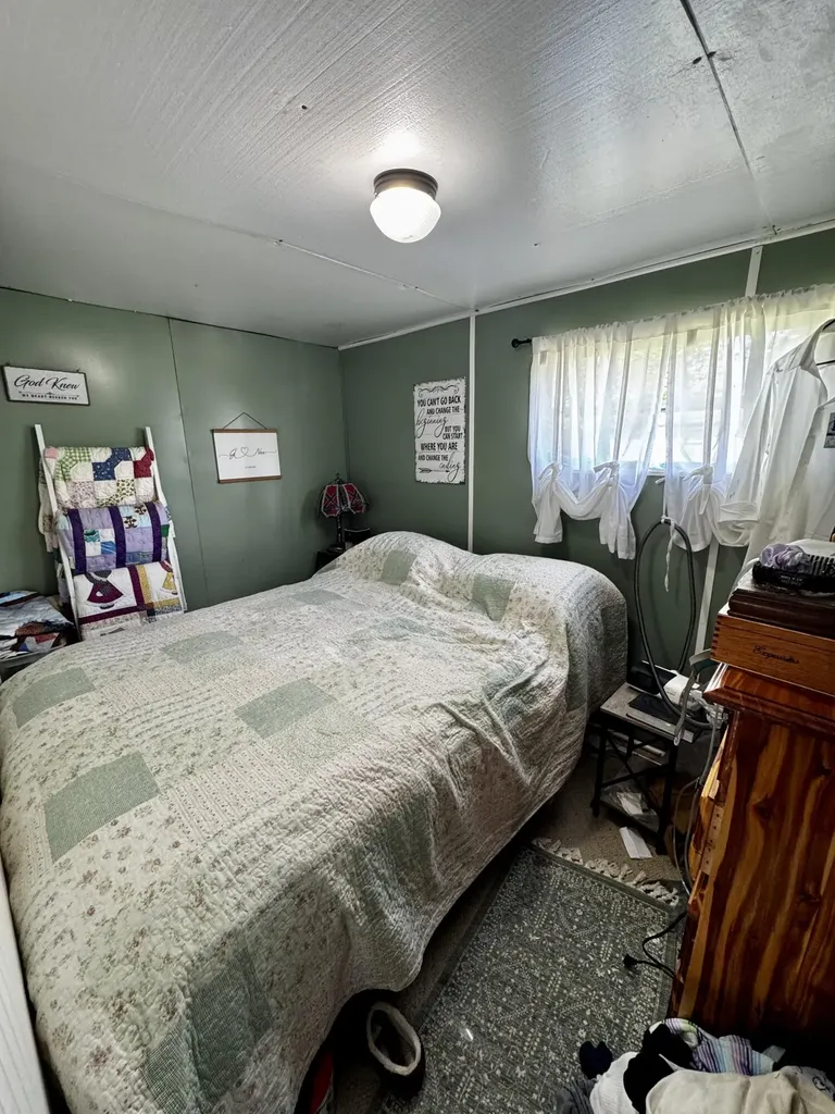 6895 Kentucky 643 Crab Orchard KY 40419