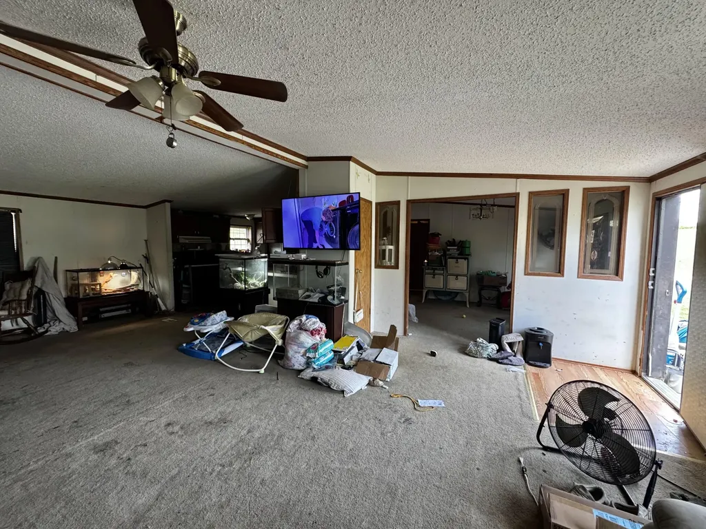 6895 Kentucky 643 Crab Orchard KY 40419