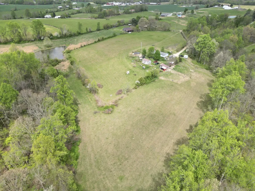 6895 Kentucky 643 Crab Orchard KY 40419