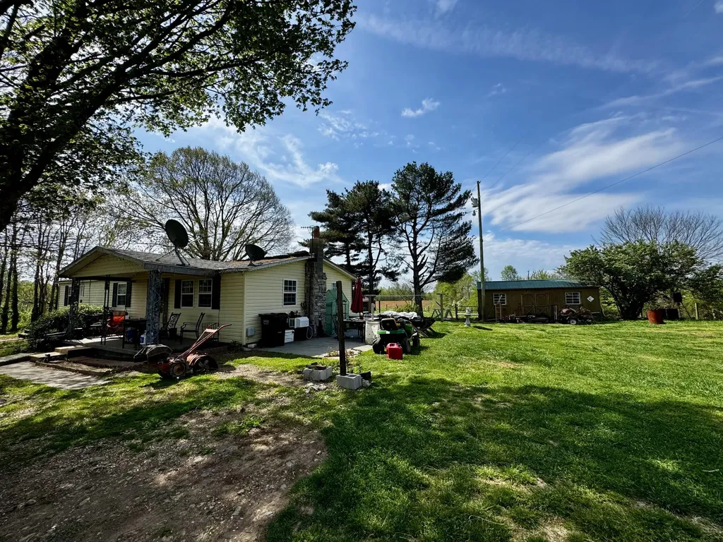 6895 Kentucky 643 Crab Orchard KY 40419