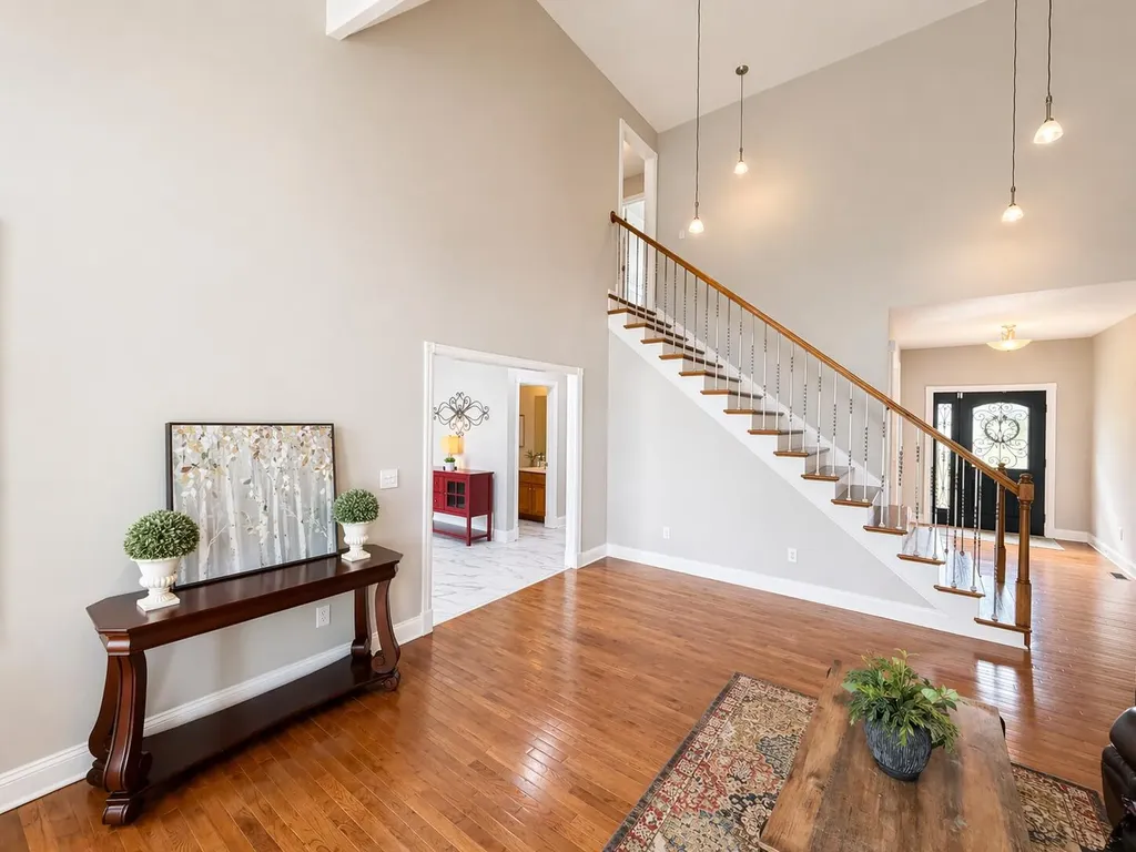 73 Wills Way Taylorsville KY 40071