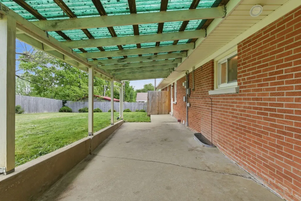 54 Locust Drive Winchester KY 40391