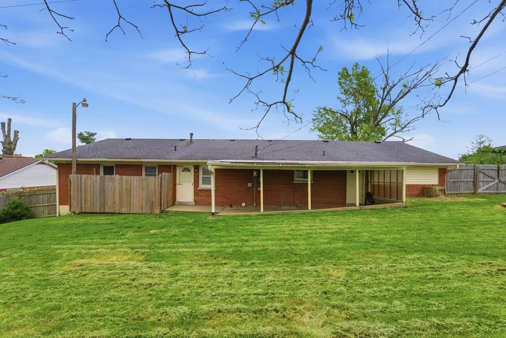 54 Locust Drive Winchester KY 40391