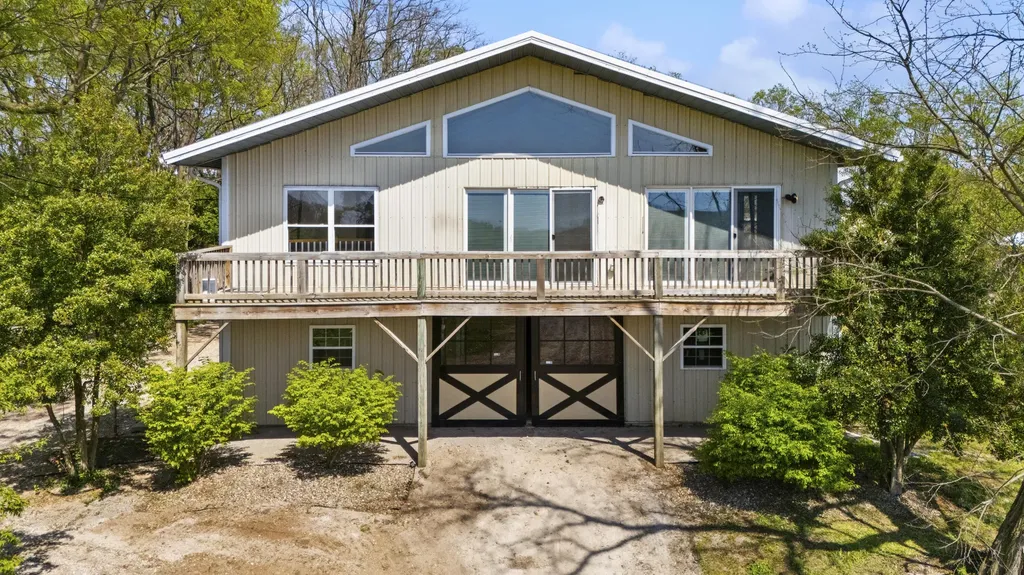 583 College Road Paris KY 40361