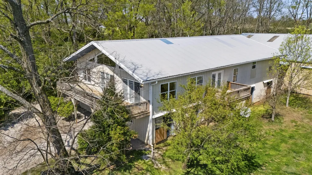 583 College Road Paris KY 40361