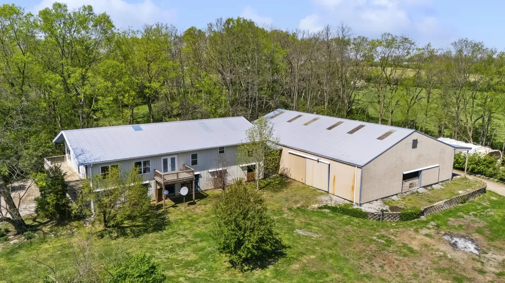 583 College Road Paris KY 40361