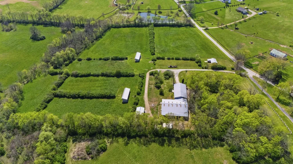 583 College Road Paris KY 40361