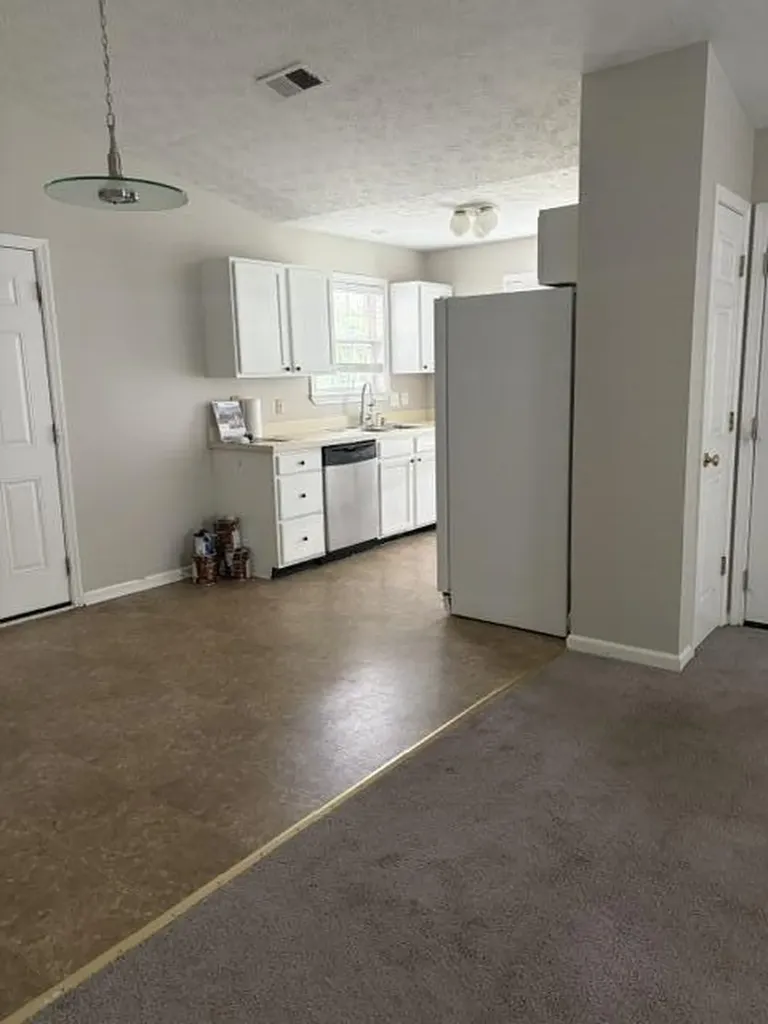 105 Charmac Road Versailles KY 40383