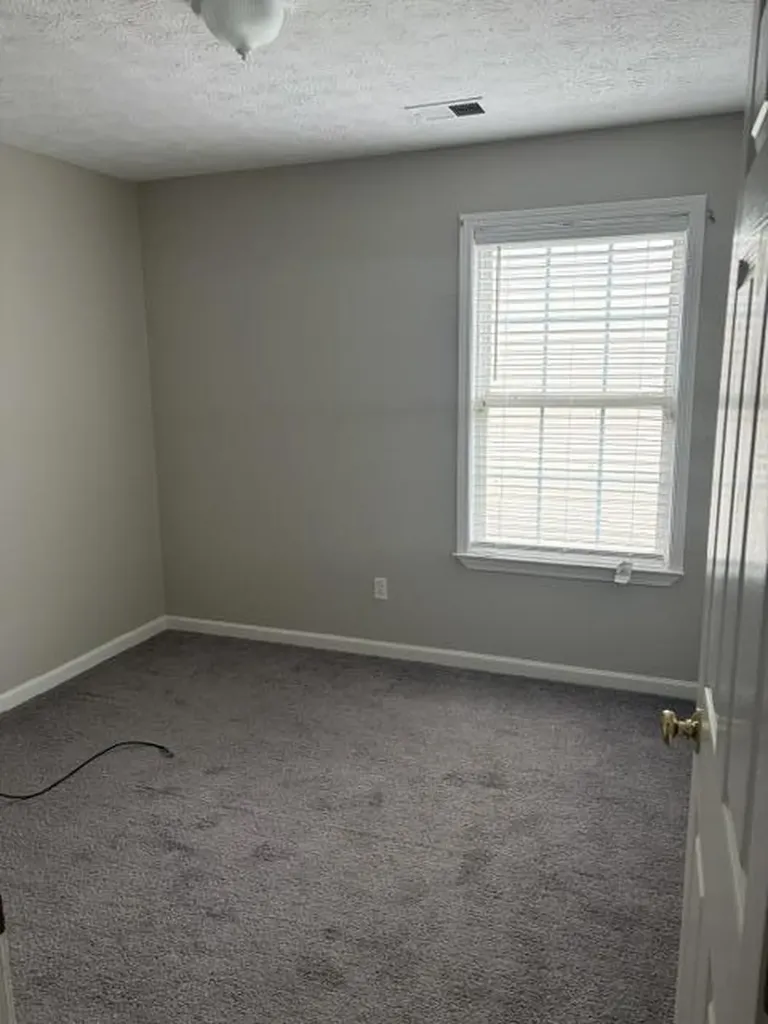 105 Charmac Road Versailles KY 40383