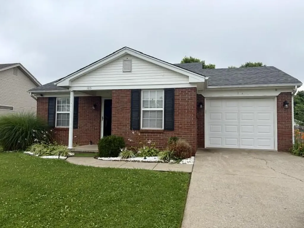 105 Charmac Road Versailles KY 40383