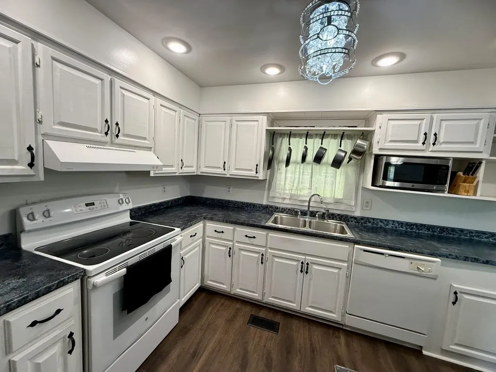 2308 Ky-312 Corbin KY 40701