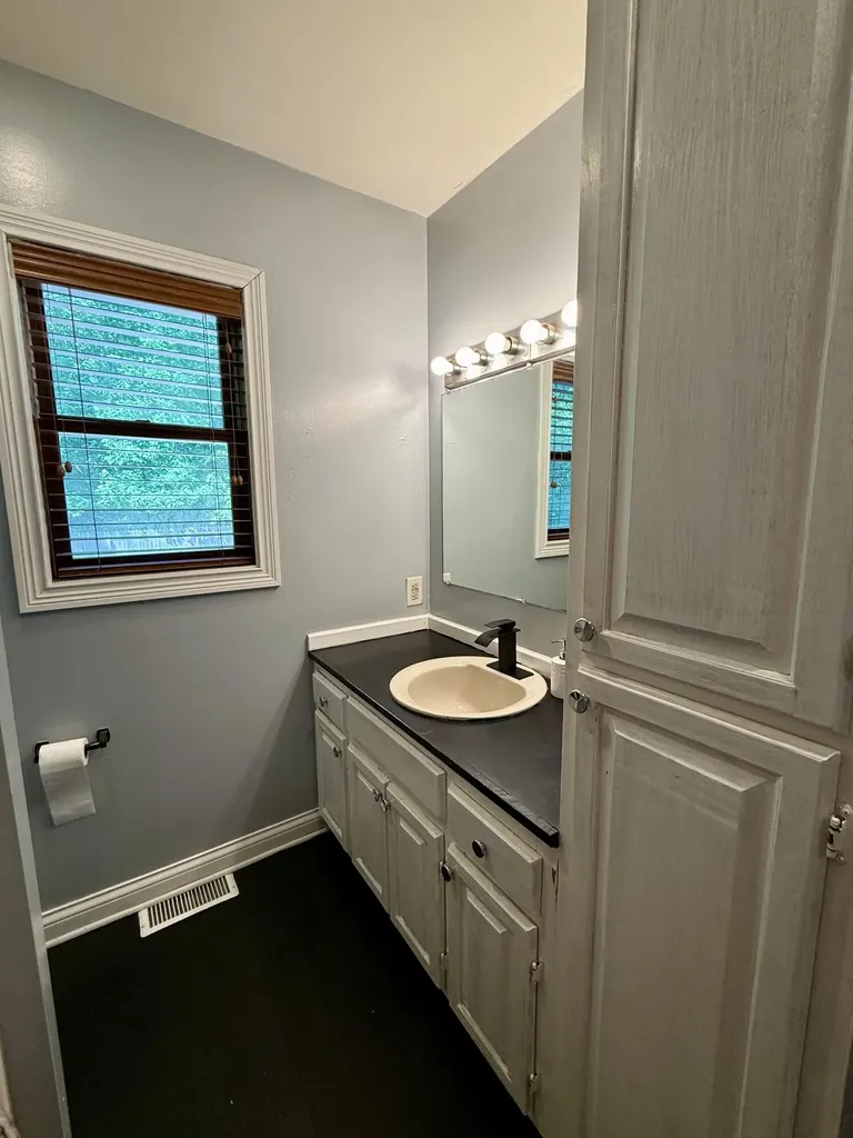 2308 Ky-312 Corbin KY 40701