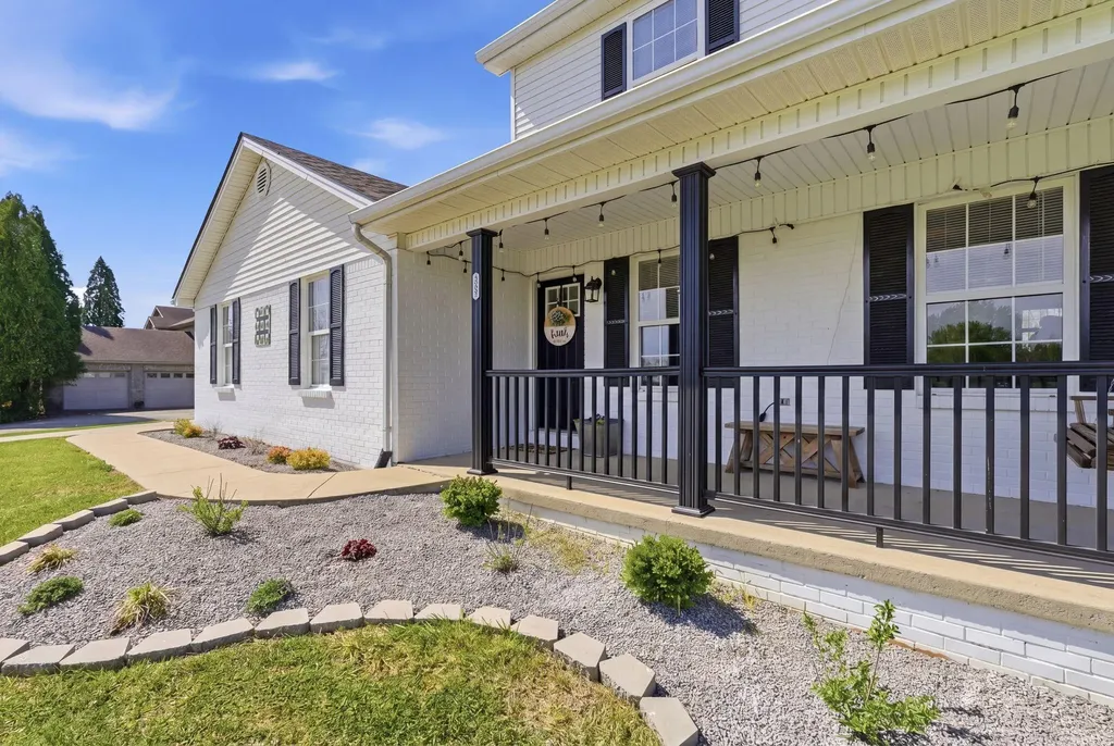 352 Springhurst Drive Berea KY 40403
